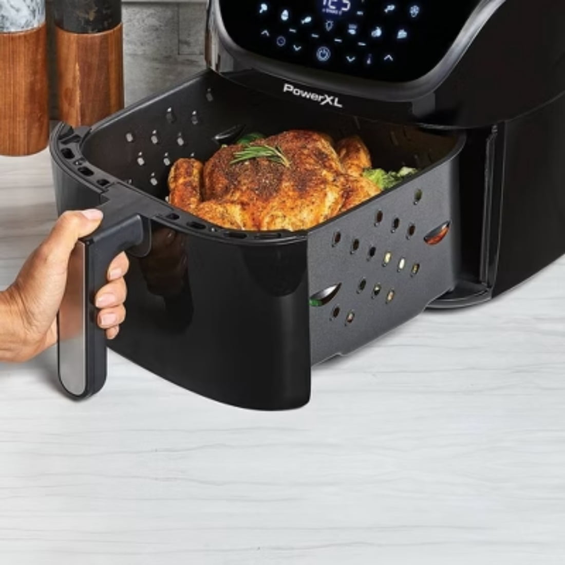 Air Fryer 8qt - Black: 1700W, Nonstick, Dishwasher-Safe, Automatic Shut-Off